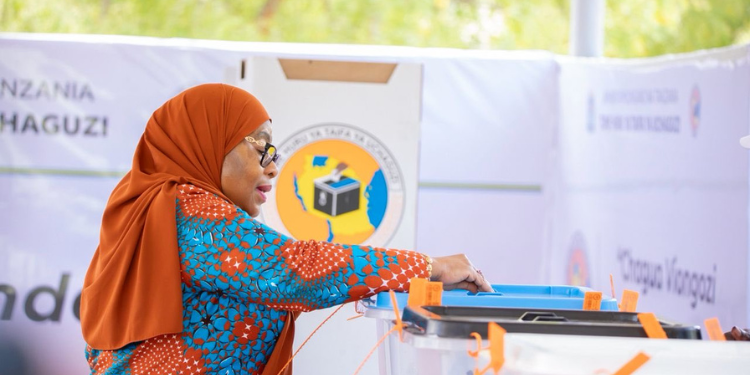 President Suluhu casting a vote. Photo: Ikulu Tanzania (X)